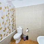 Appartamento Sky Line Apartment, 150m From Chabad Lubavitch