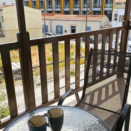Appartamento Sky Line Apartment, 150m From Chabad Lubavitch Larnaca